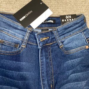 Size 3-4 Fashionova Skinny Jeans